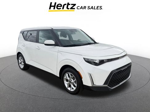 Used 2025 Kia Soul LX w/ LX Technology Package image 1