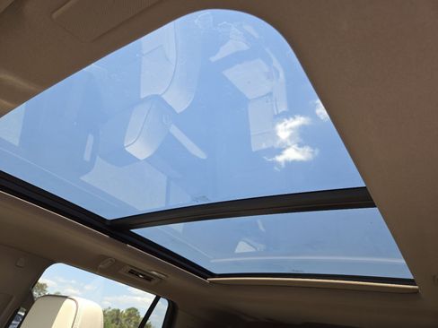 New 2026 GMC Yukon Denali w/ Sun & Power Step Package image 3