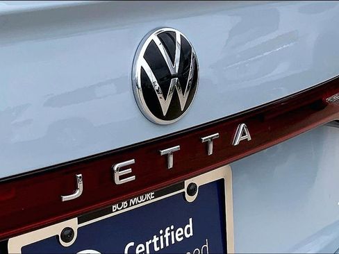 Certified 2026 Volkswagen Jetta SEL FWD image 8