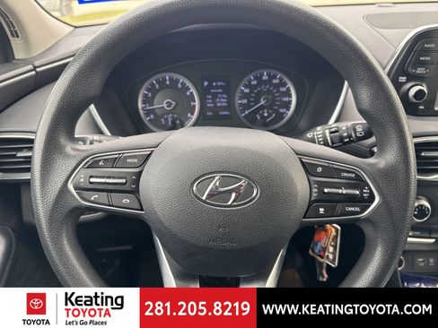 Used 2019 Hyundai Santa Fe SE image 15