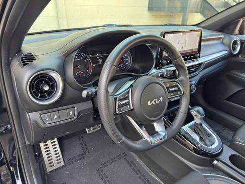 Used 2023 Kia Forte GT-Line FWD image 12