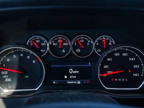 Used 2021 Chevrolet Silverado 1500 LT Trail Boss w/ Convenience Package II image 24