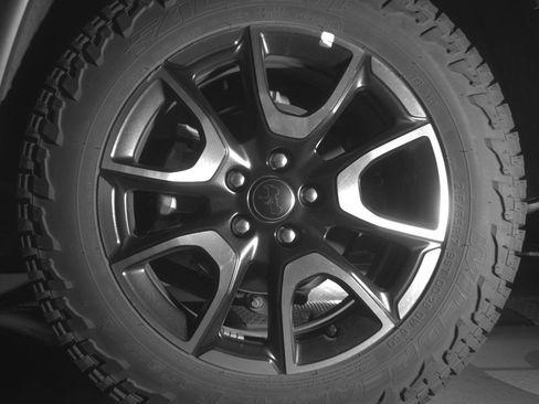 Used 2025 Jeep Compass Trailhawk image 14