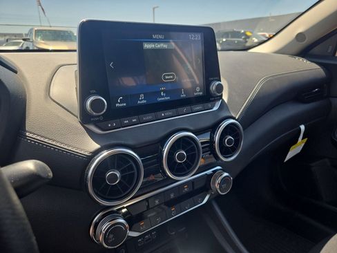 Certified 2025 Nissan Sentra SV FWD image 15