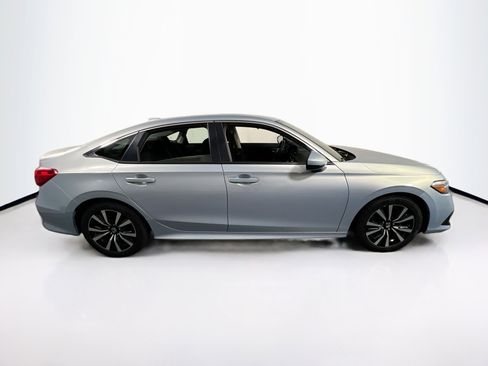 Used 2022 Honda Civic EX image 4