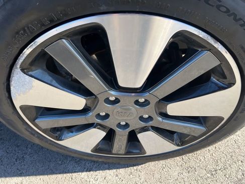 Used 2015 Kia Soul ! w/ Sun & Sound Package image 38