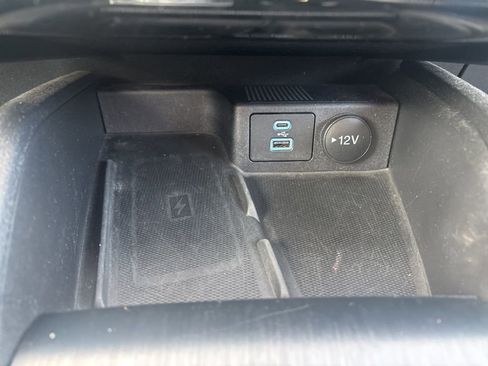 Used 2023 Ford Escape Platinum image 30