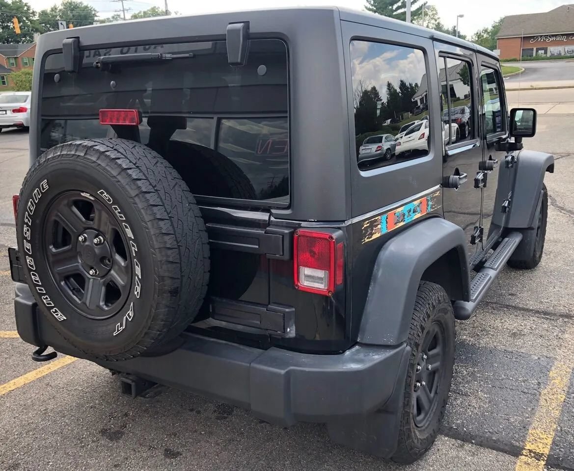 Used 2015 Jeep Wrangler Unlimited Sport w/ Mopar Black Appearance Group AWD/4WD image 8