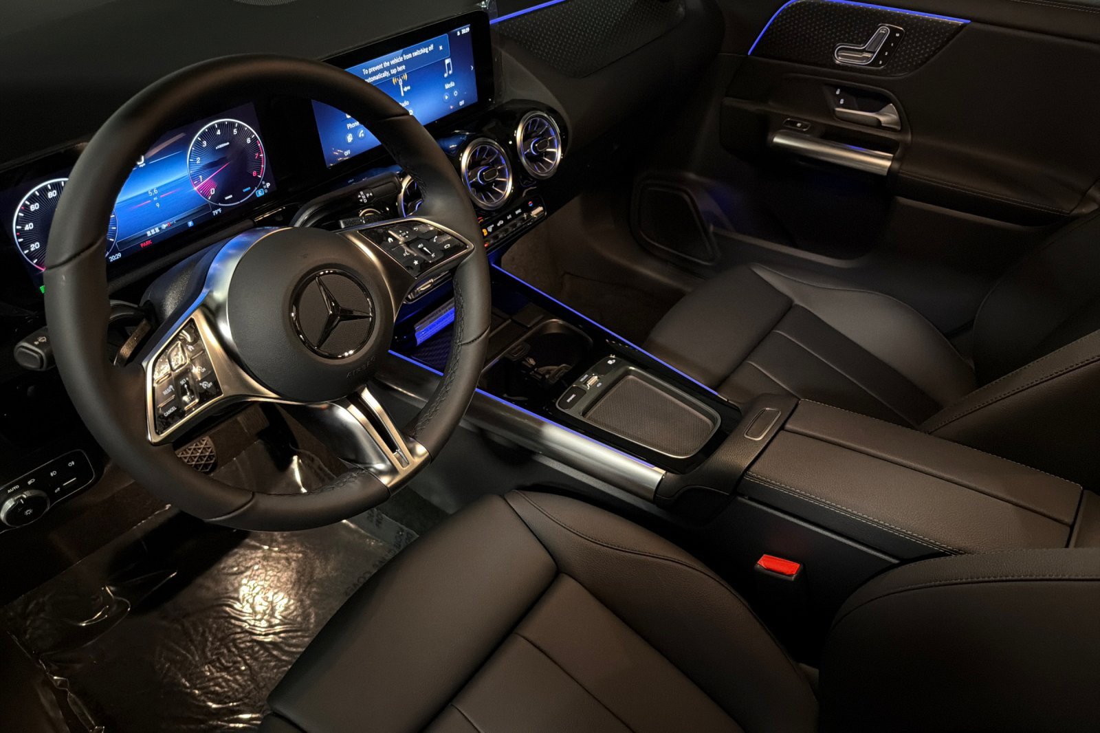 New 2026 Mercedes-Benz GLA 250 image 9