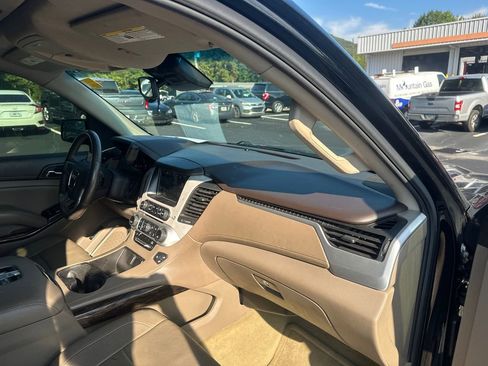 Used 2016 GMC Yukon SLT w/ Open Road Package image 12