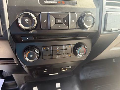 Used 2017 Ford F150 XL w/ Equipment Group 101A Mid RWD image 17
