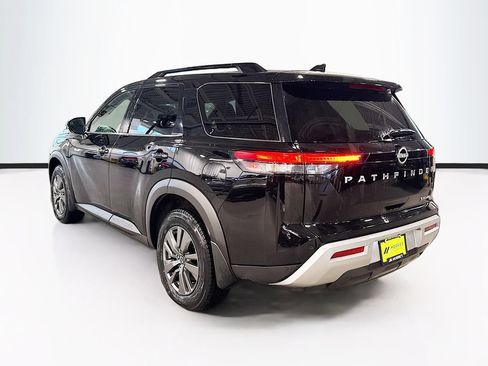 Used 2024 Nissan Pathfinder SV AWD/4WD image 7