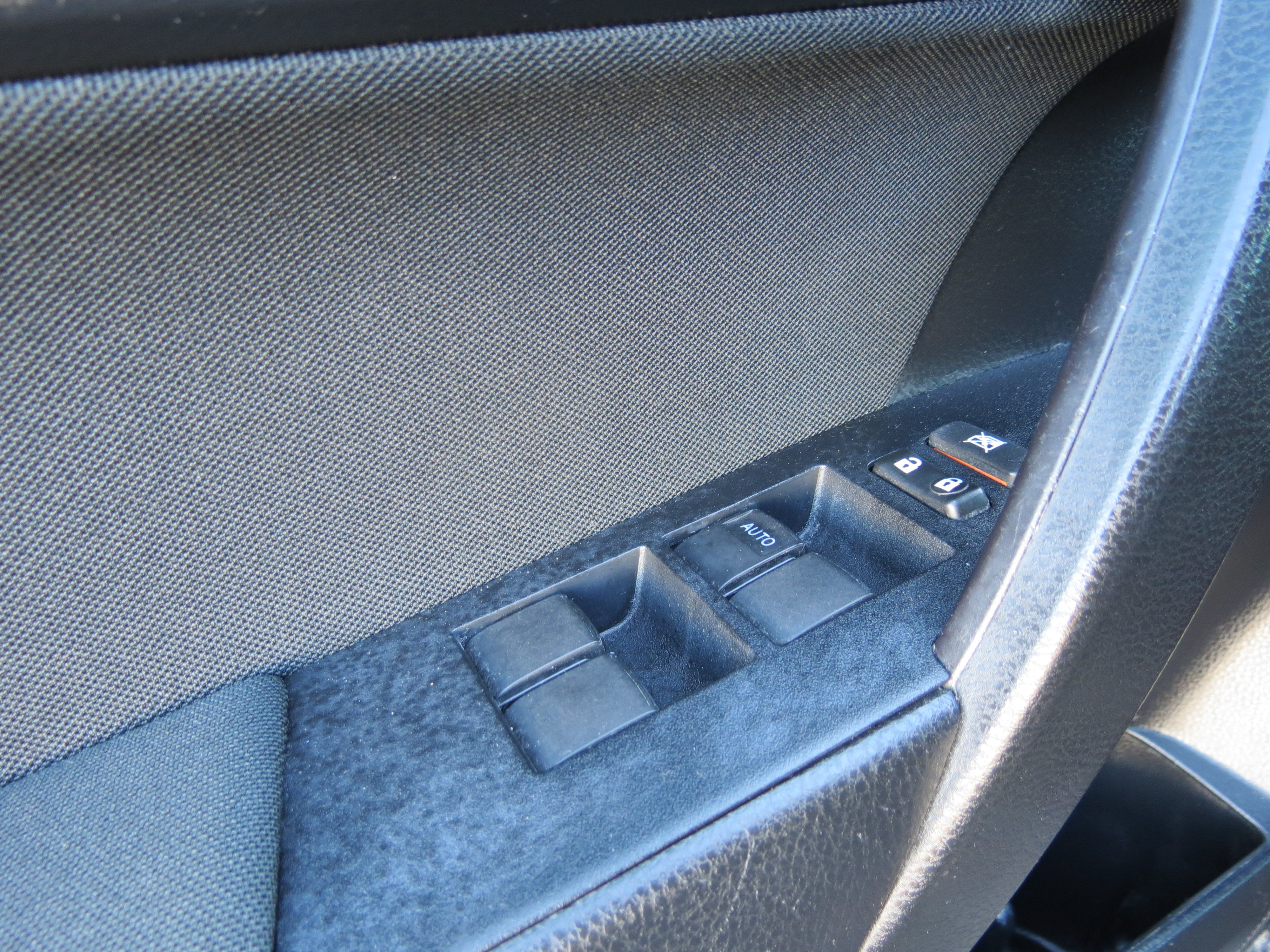 Used 2017 Toyota Corolla LE FWD image 27