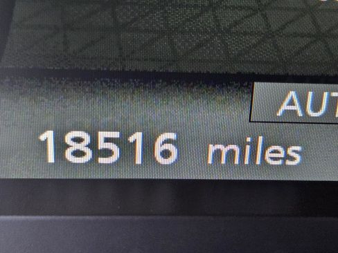 Used 2024 Nissan Armada Platinum w/ Captain's Chairs Package image 20