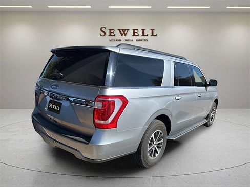 Used 2020 Ford Expedition Max XLT w/ Equipment Group 202A image 3