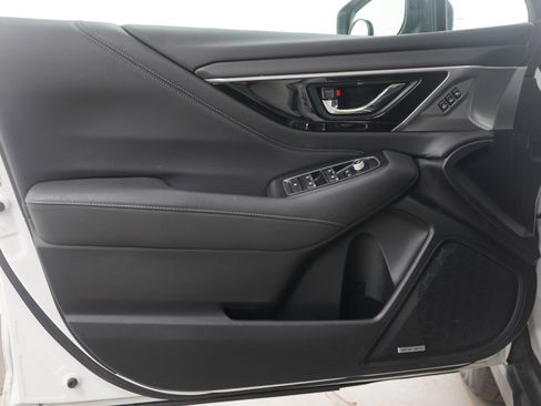 Used 2021 Subaru Outback Limited image 20