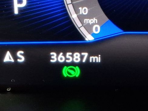 Used 2022 Volkswagen Tiguan SE image 20