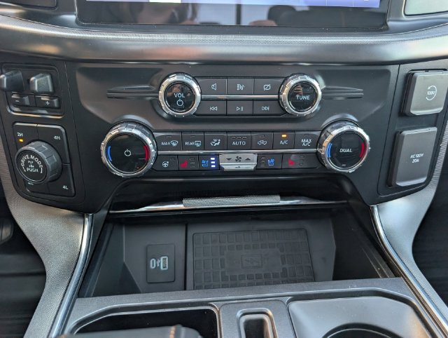 Used 2022 Ford F150 Platinum w/ Equipment Group 701A High AWD/4WD image 17