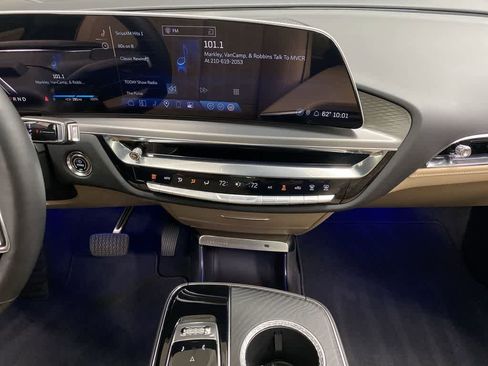 Certified 2024 Cadillac Lyriq Luxury w/ Nappa Leather Package image 24