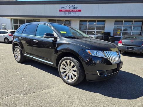 Used 2015 Lincoln MKX AWD w/ Equipment Group 102A image 14