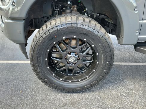 Used 2021 Ford F150 Lariat w/ Equipment Group 502A High image 5