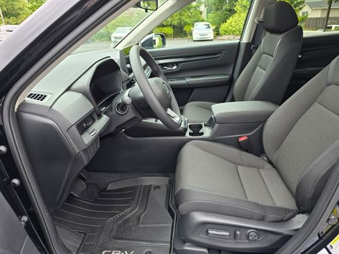 Certified 2026 Honda CR-V EX image 11