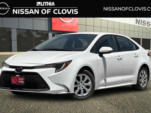 Used 2024 Toyota Corolla LE FWD image 1