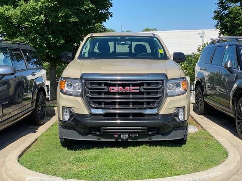 Used 2022 GMC Canyon AT4 w/ Trailering Package AWD/4WD image 2
