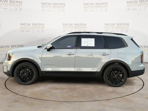 Used 2024 Kia Telluride SX Prestige X-Line AWD/4WD image 2