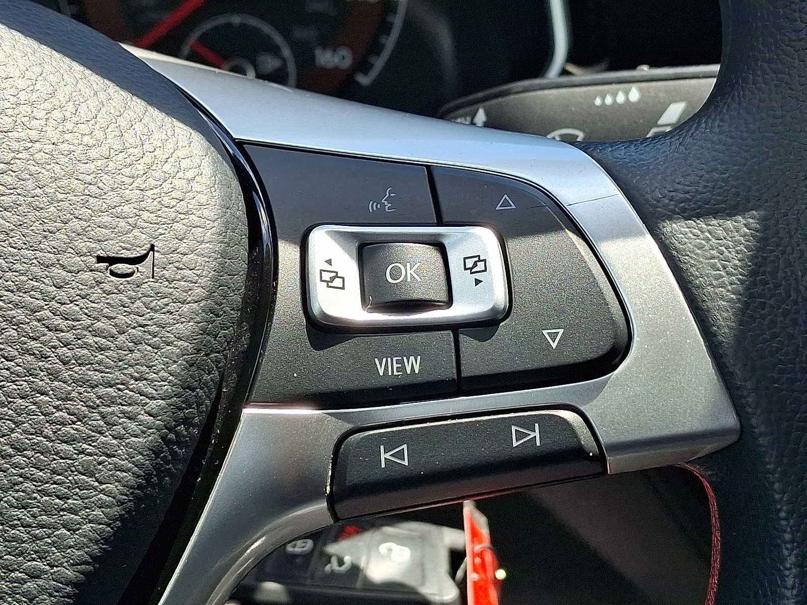 Used 2020 Volkswagen Jetta S w/ Driver Assistance Package FWD image 24