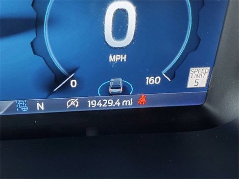 Used 2024 Ford Expedition Limited image 17