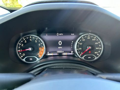 Used 2017 Jeep Renegade Trailhawk AWD/4WD image 19