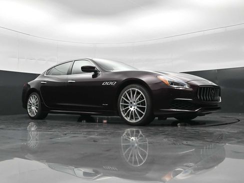 Used 2018 Maserati Quattroporte S GranLusso RWD image 43