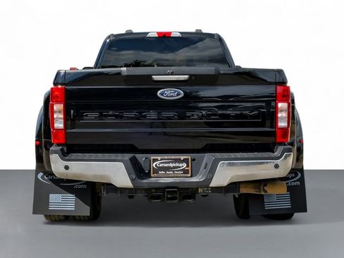 Used 2022 Ford F350 XLT w/ XLT Premium Package image 8