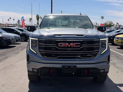 Used 2023 GMC Sierra 1500 AT4 AWD/4WD image 9