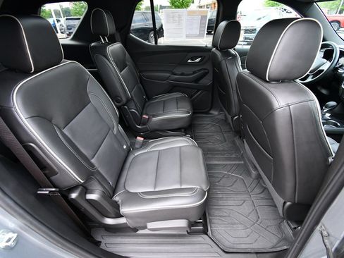 Used 2023 Chevrolet Traverse Premier w/ Redline Edition AWD/4WD image 22