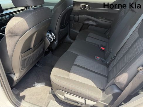 New 2026 Kia Sorento LX FWD image 20
