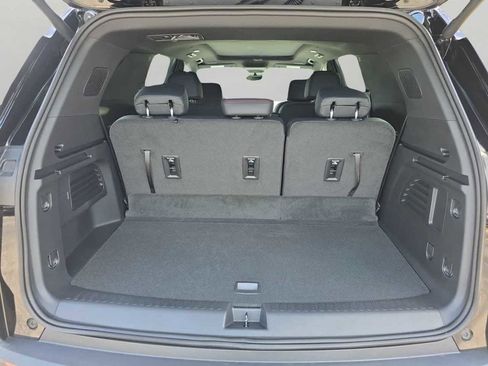 New 2026 Chevrolet Traverse Z71 w/ Driver Confidence Package AWD/4WD image 7