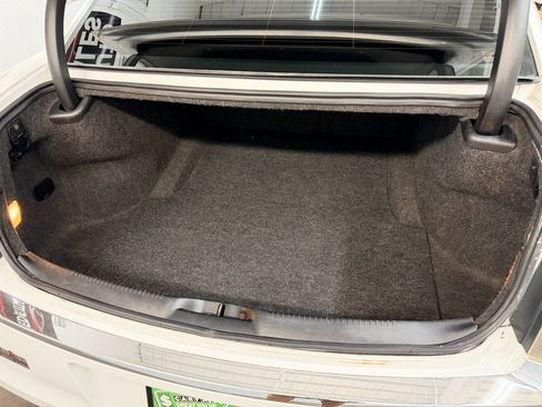 Used 2014 Chrysler 300 image 31