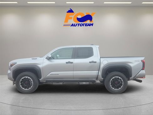 New 2026 Toyota Tacoma TRD Off-Road image 2