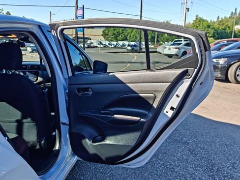 Used 2024 Nissan Versa SR w/ Trunk Package FWD image 33