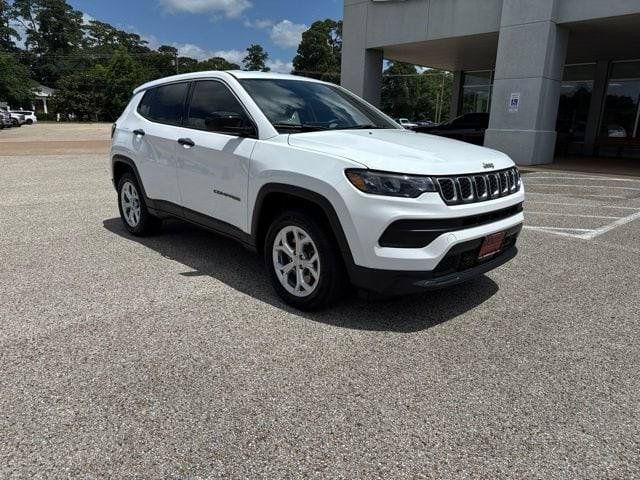 Certified 2024 Jeep Compass Sport AWD/4WD image 2