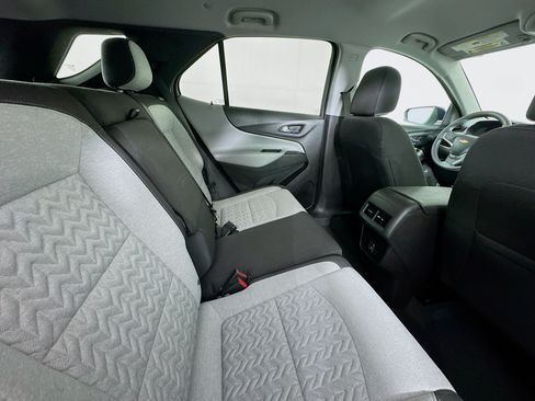 Used 2022 Chevrolet Equinox LT FWD image 25