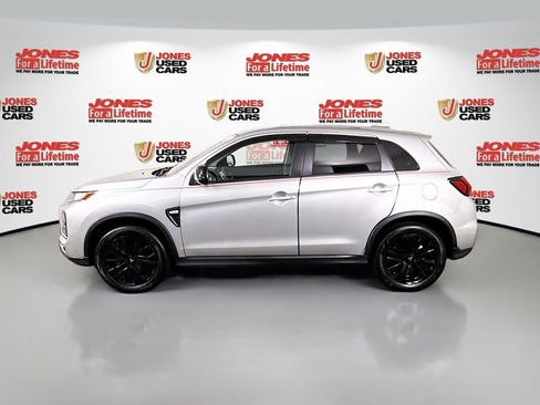 Used 2025 Mitsubishi Outlander Sport LE image 12