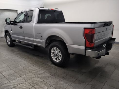 Used 2022 Ford F250 XLT w/ XLT Value Package RWD image 3