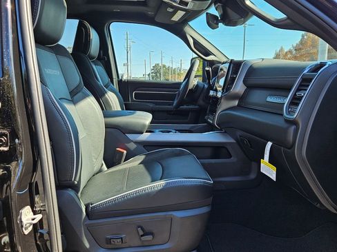 New 2026 RAM 2500 Laramie w/ Night Edition AWD/4WD image 15