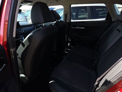 Used 2023 Kia Seltos S w/ Navigation Package image 12