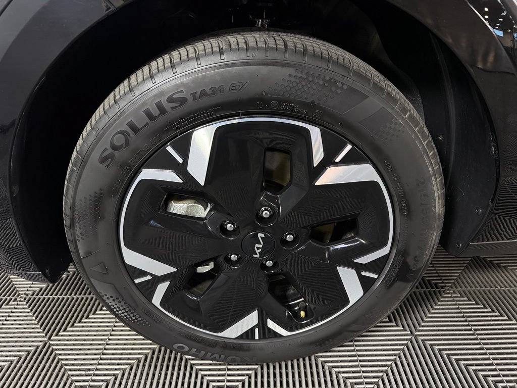 Used 2024 Kia Niro Wind FWD image 11