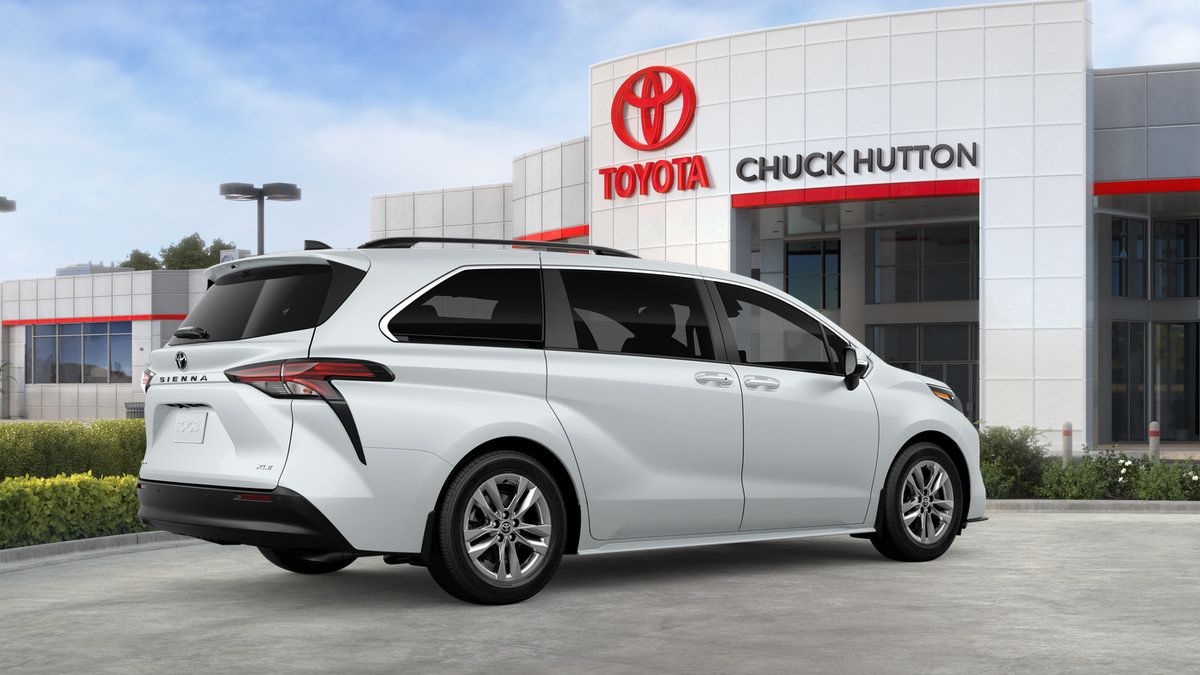 Certified 2026 Toyota Sienna XLE AWD/4WD image 46