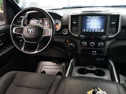 Used 2019 RAM 1500 Big Horn AWD/4WD image 9